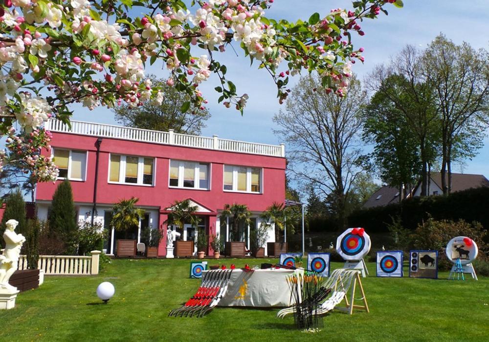 Hotel The Lakeside - Burghotel Zu